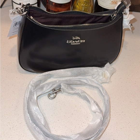 Teri Shoulder Bag in Spazzolato leather - Picture 11 of 12